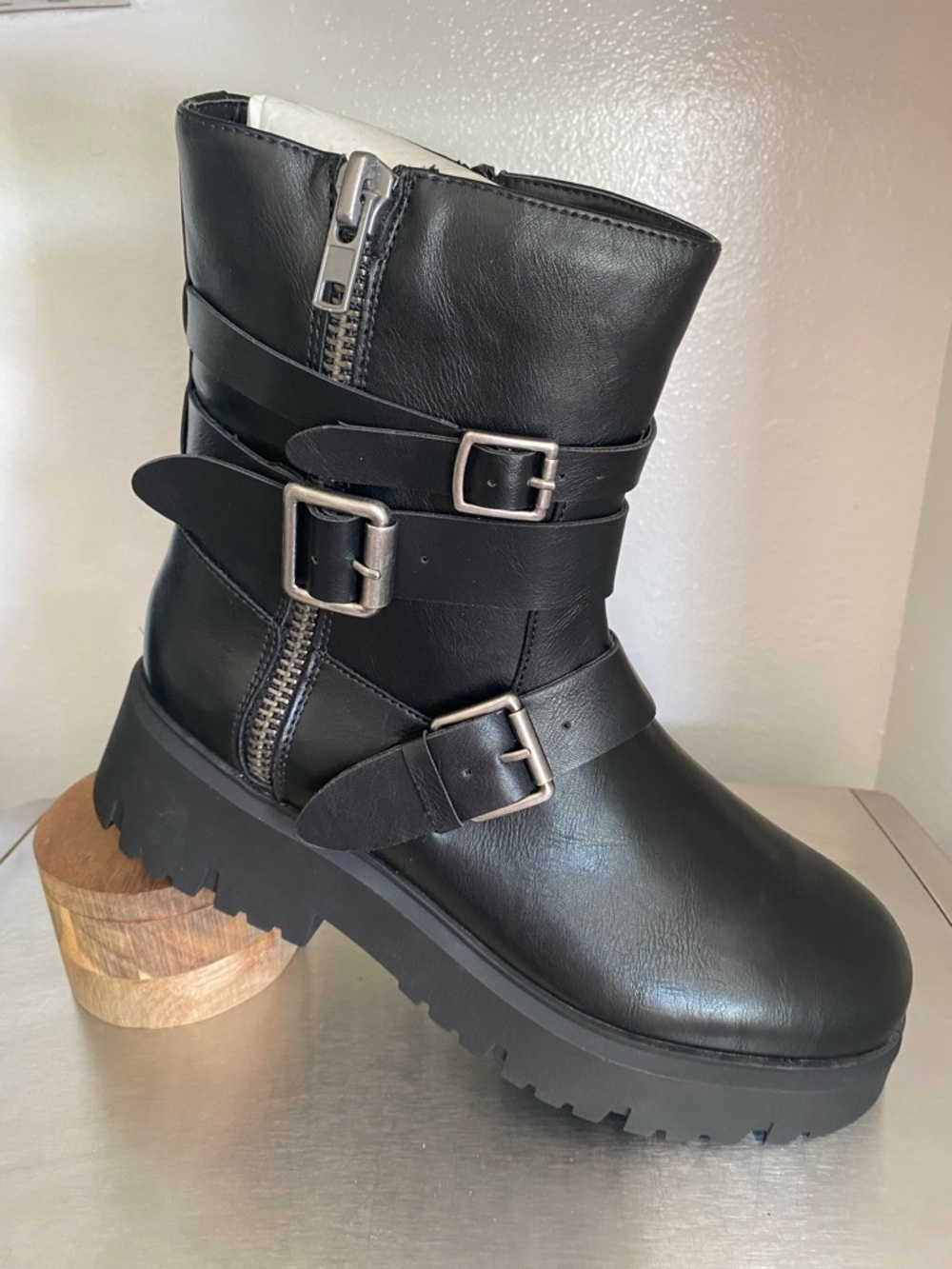 NEW-MADDEN GIRL WOMENS BLACK BUCKLE STRAP BLACK BOOTS